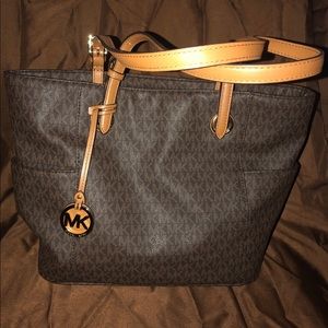 Michael Kors Tote